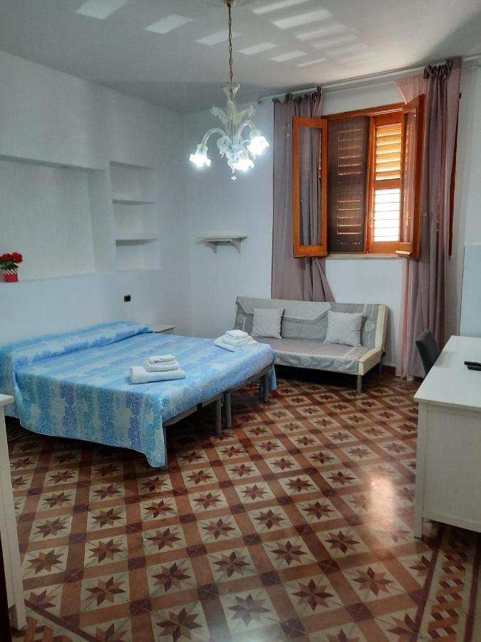 Appartamento Via Filippini Reggio di Calabria Exteriör bild